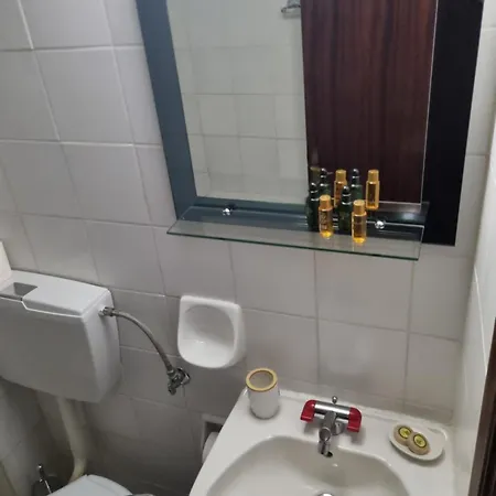 Konukevi Zeus 3*